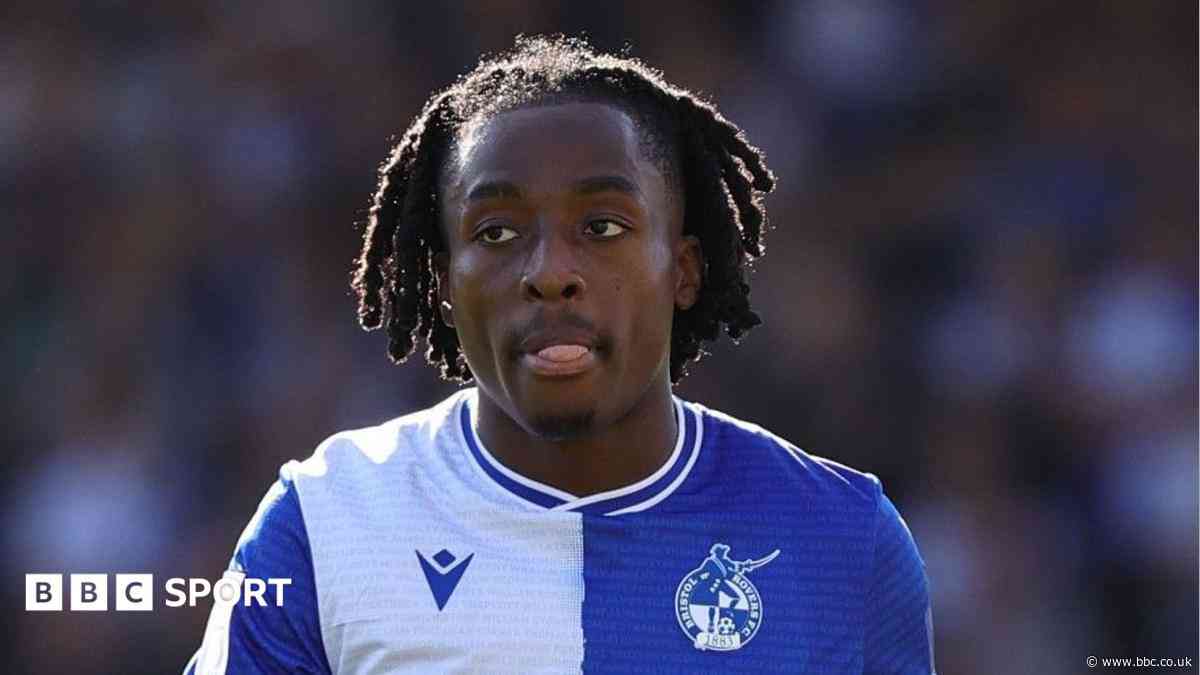 Southend sign forward Omochere on season-long loan