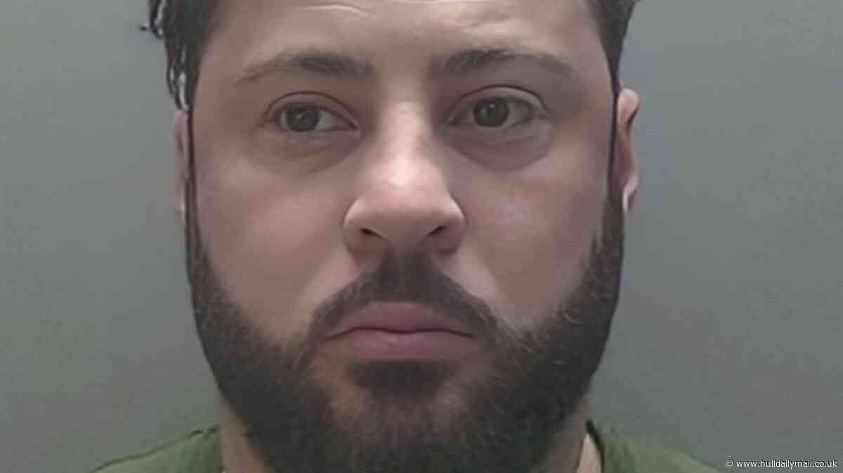 Bully repeatedly threatened to kill woman and slit her throat