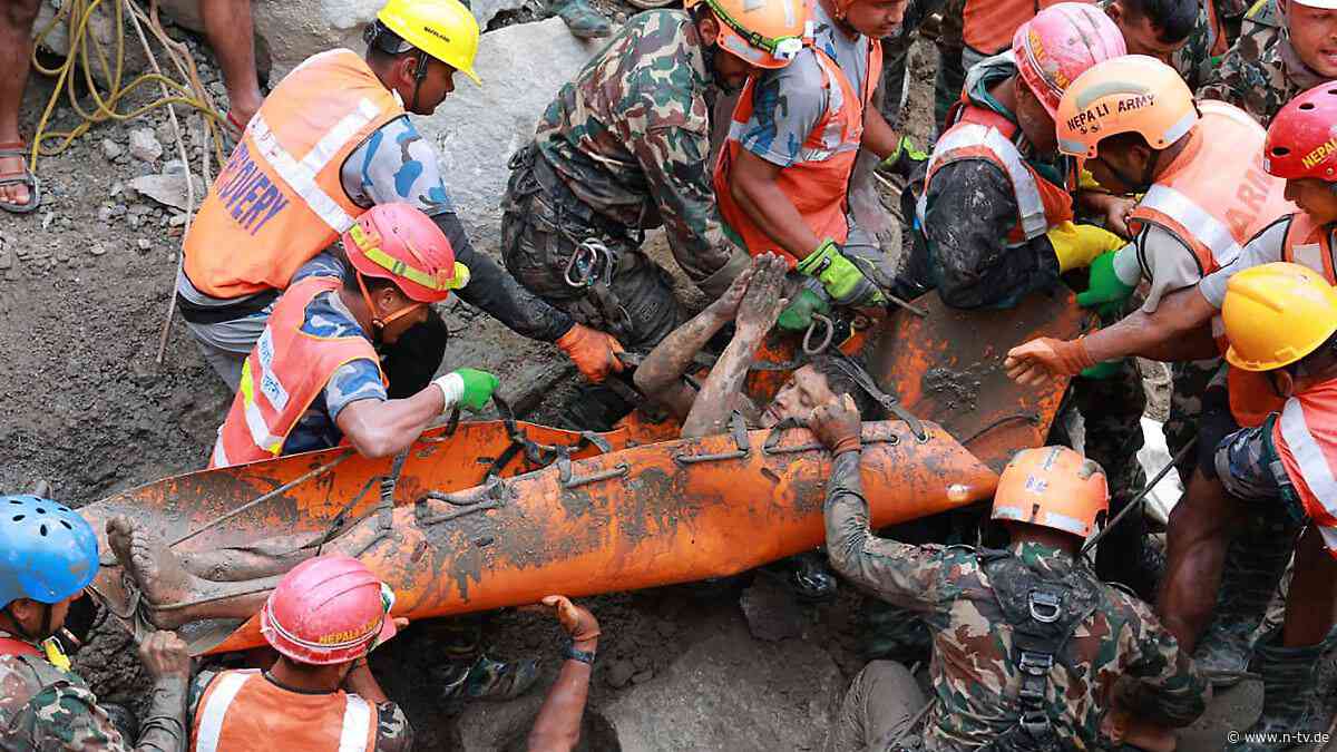 In Tunnel gefangen: Verschüttete in Nepal nach mehr als einer Woche gerettet
