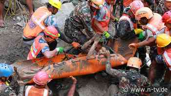 In Tunnel gefangen: Verschüttete in Nepal nach mehr als einer Woche gerettet