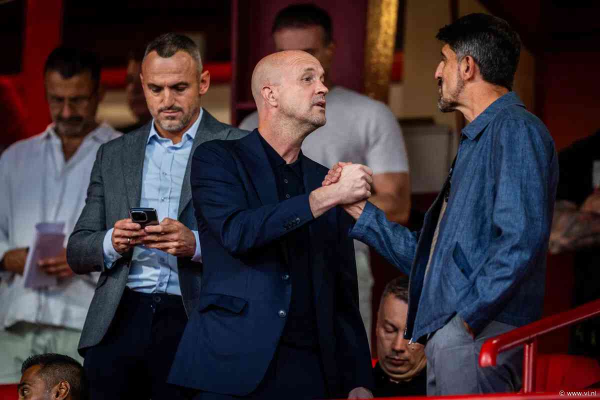 Cruijff legt uit waarom hij Tolu en Leonardo naar Ajax heeft gehaald