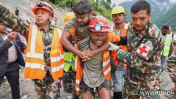 Twee mensen negen dagen na overstromingen Nepal levend uit tunnel gered