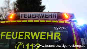 Feuerwehr-Großeinsatz in Braunschweig: Einfamilienhaus in Querum brennt