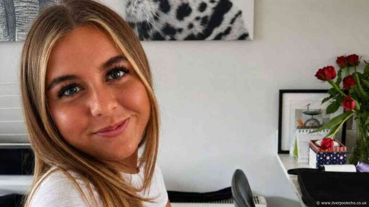 Woman, 18, killed in Iceland crash as tributes flood in