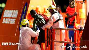 More than 80 migrants feared dead after boat rescued off Canary Islands