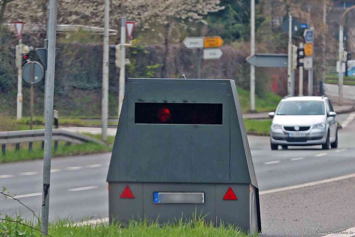 Zwickau: Farbattacke auf mobilen Blitzer