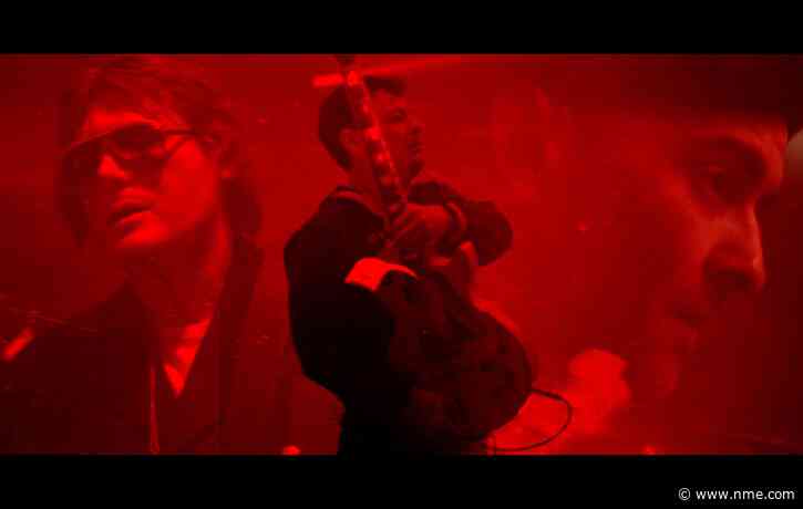 Manic Street Preachers tell us about their “vicious” ‘The Holy Bible’ live album and film