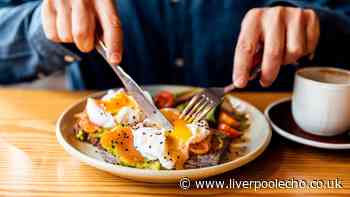 Doctor's urgent warning to anyone eating out as UKHSA issues egg salmonella outbreak update