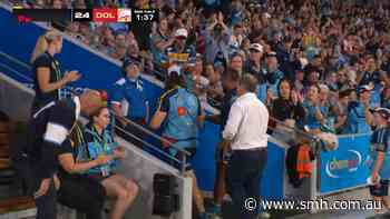 Titans fans give standing ovation for sin bin