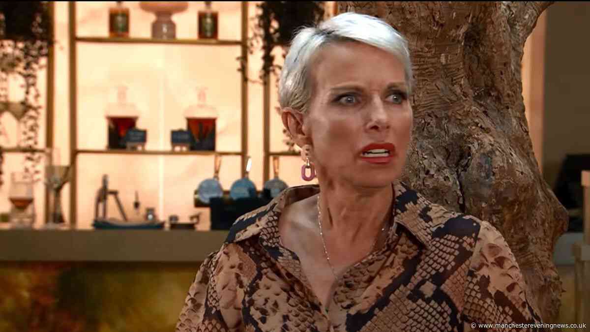 Coronation Street fans issue same statement over star Sue Devaney after heartbreaking scenes