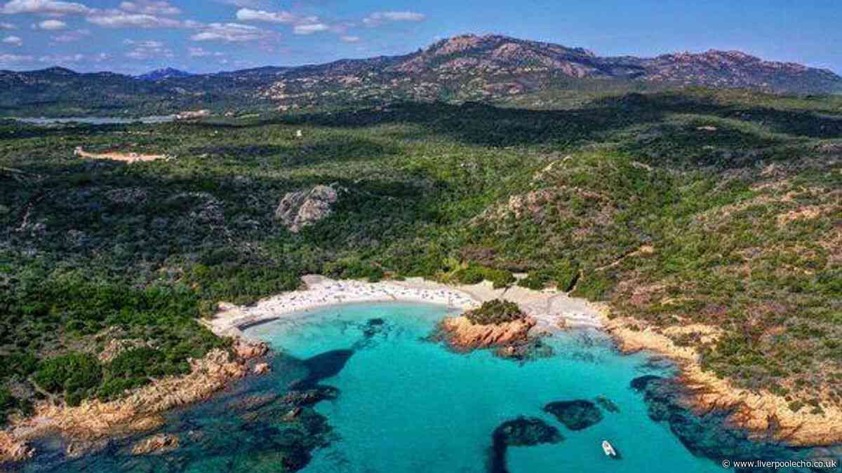 Beautiful island with the best beaches in the world is less than 3 hours from the UK