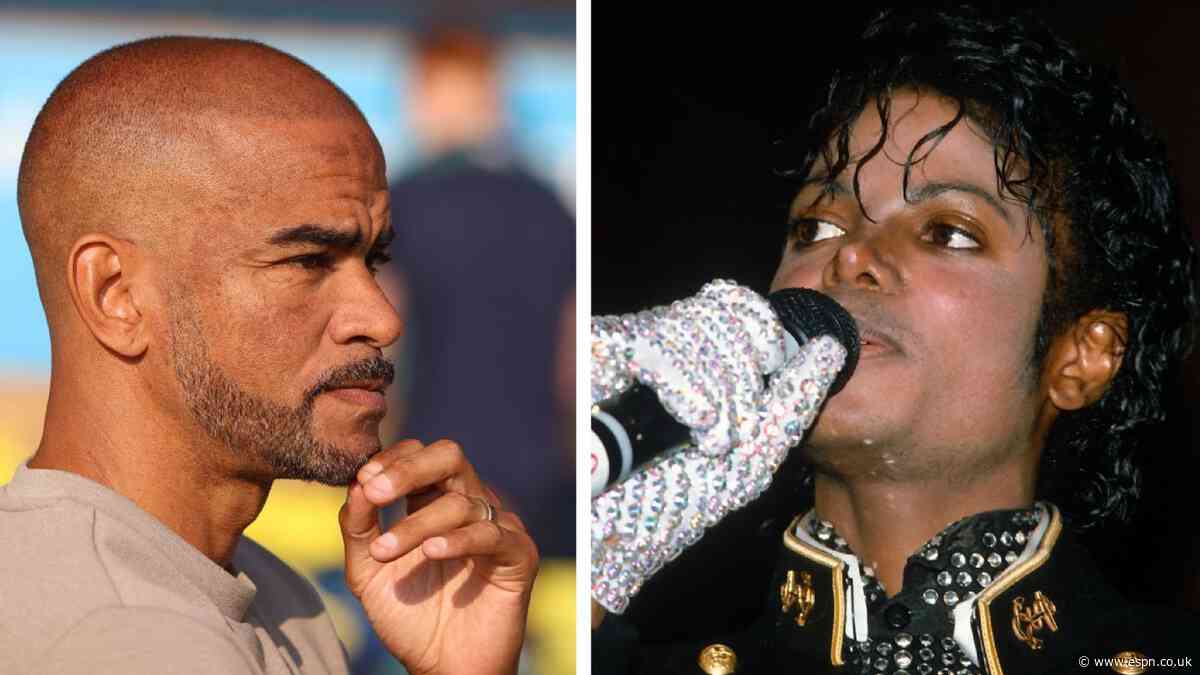 Dyer baffles reporters with Michael Jackson songs