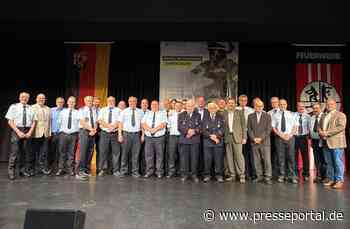 FW VG Asbach: VG-Feuerwehrtag in Windhagen / 19 neue Feuerwehrleute und besondere Jubiläen