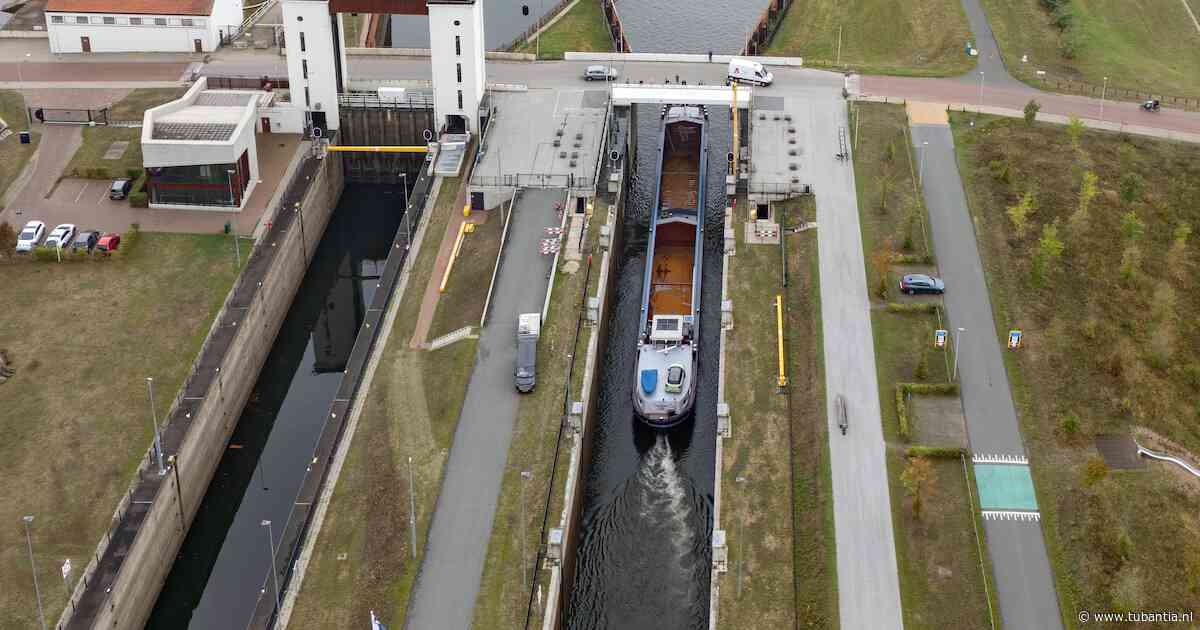 Meer schepen kunnen Twentekanaal weer op door hoger water in de IJssel