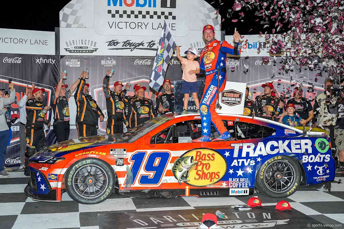 Chase Briscoe Is One Win Away From Joining Jeff Gordon in Southern 500 History