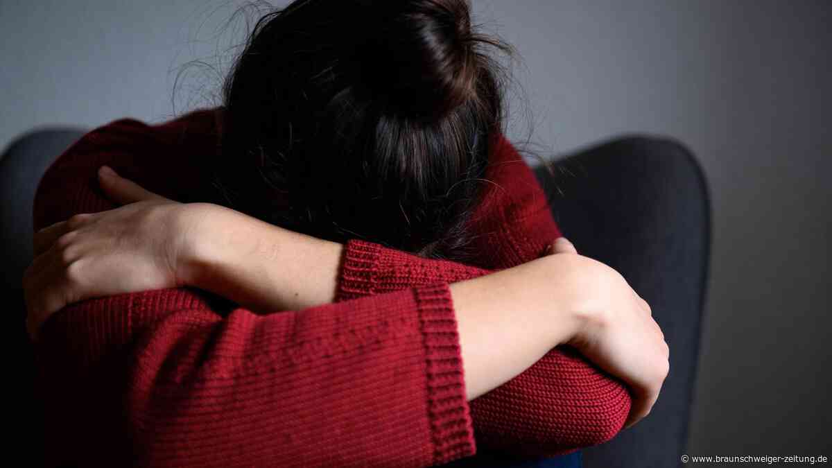Mutter ist Narzisstin: Als Julia sich lösen will, beginnt der „Albtraum“