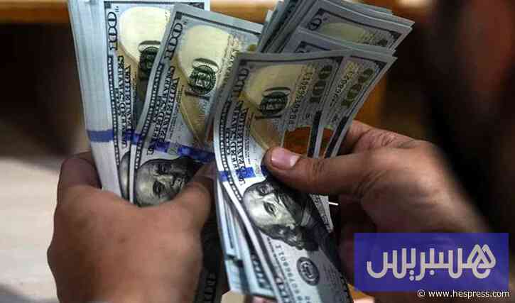 الدولار ينتعش بدعم الوظائف الأمريكية