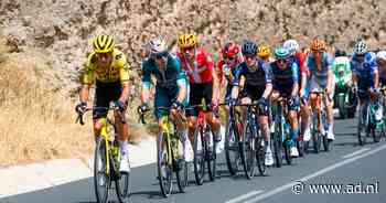 Achtervolgende groep met Van Aert komt voorlopig niet dichter bij sterke kopgroep, dubbele opgave bij Alpecin