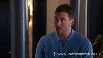 Coronation Street fans expose Kit Green's mystery lover after cryptic lipstick scene