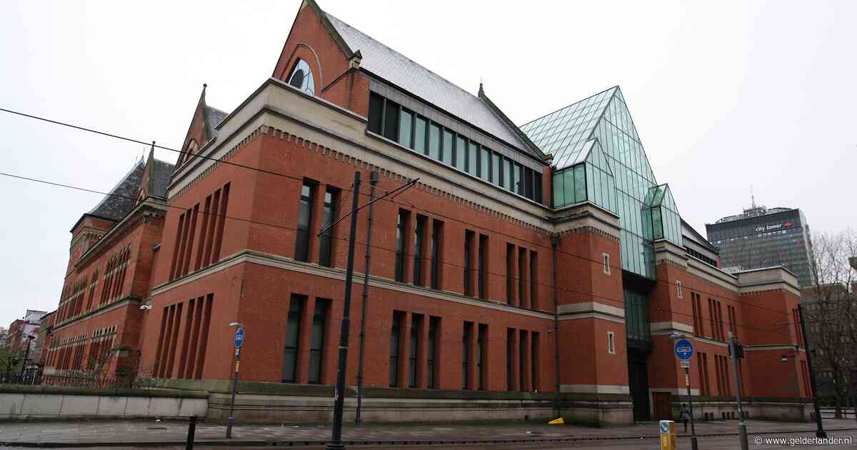 ‘Britse Gisèle Pelicot-zaak’: man staat terecht voor jarenlang laten verkrachten van eigen echtgenote