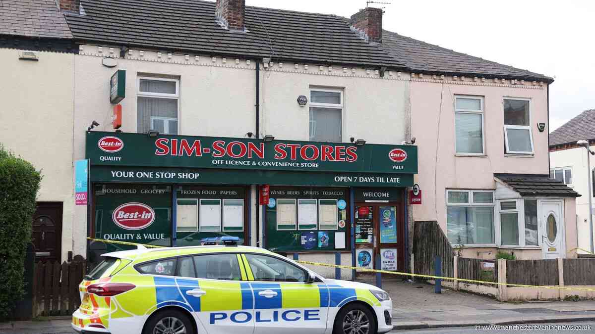Man fighting for life after Walkden stabbing sees armed police called