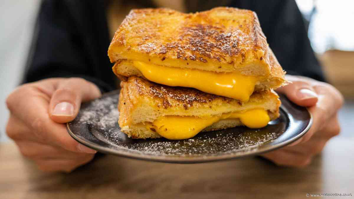 Cheese on toast will be even tastier when 1 ingredient is added before cooking