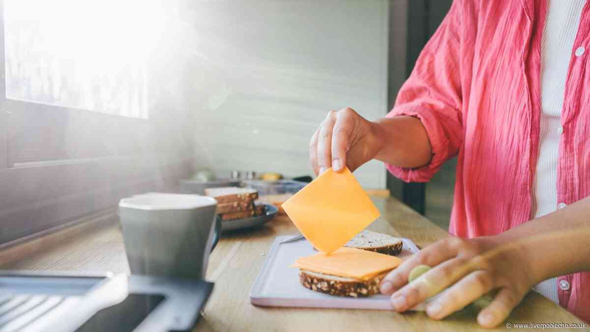 Make cheese toast even tastier with 1 extra ingredient added before cooking