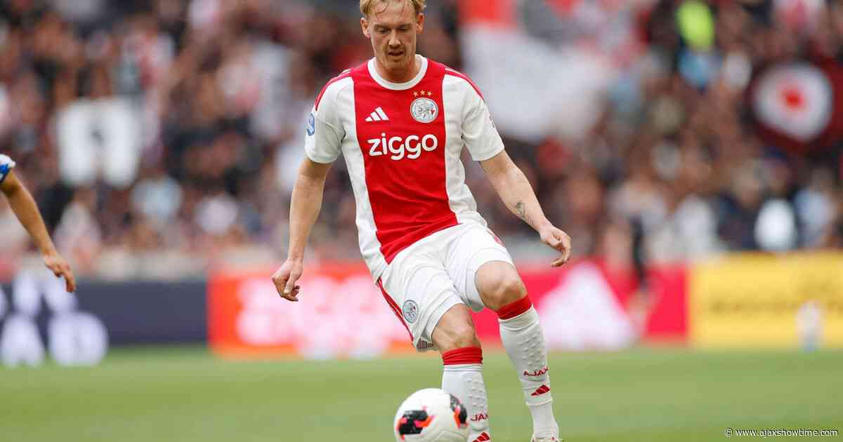 Brandt vertelt over kwaliteiten van nieuwe Ajacied: 'Heel snel en sterk in luchtduels'