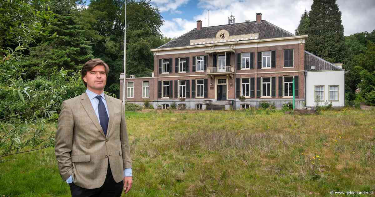 Charles Ratelband reageert voor het eerst op inval Fiod: ‘sprake van een misverstand’