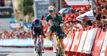 Eindelijk raak voor Wout van Aert in de Vuelta: Belg maakt favorietenrol waar in heuvelachtige rit