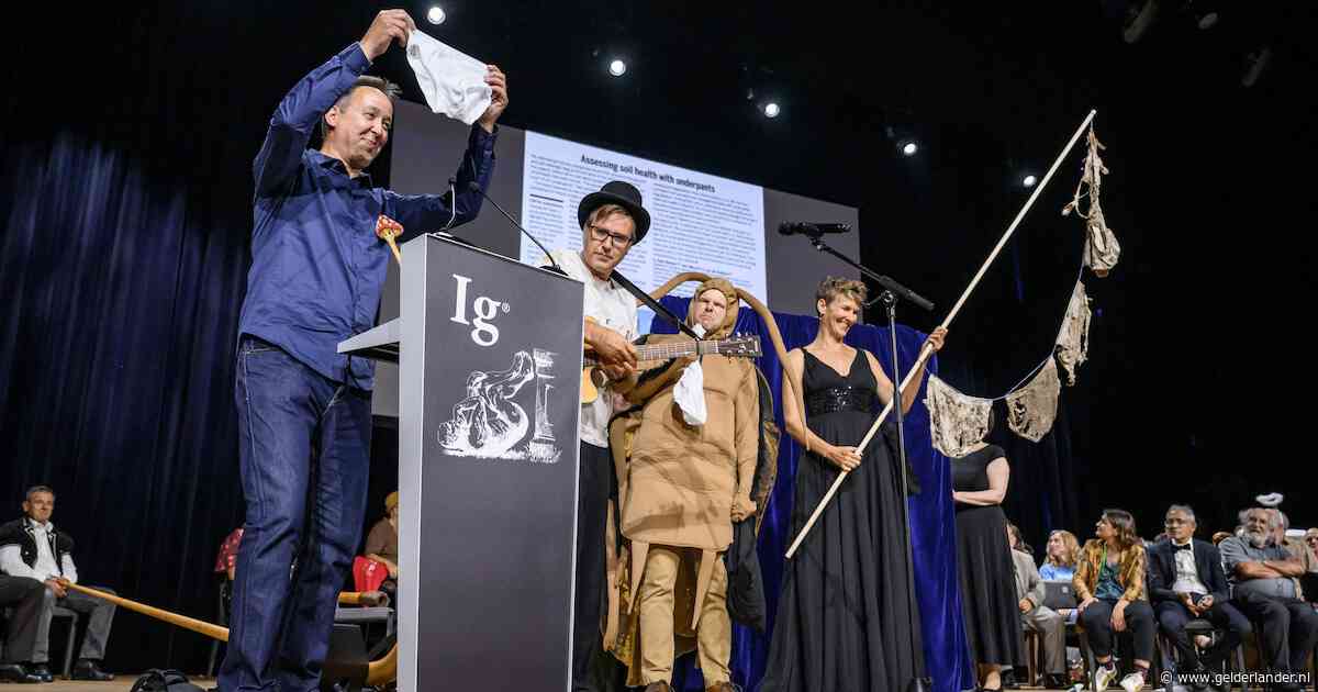 Van begraven onderbroeken tot kakkerlakkenmelk: de opvallendste Ig Nobelprijswinnaars van 2026