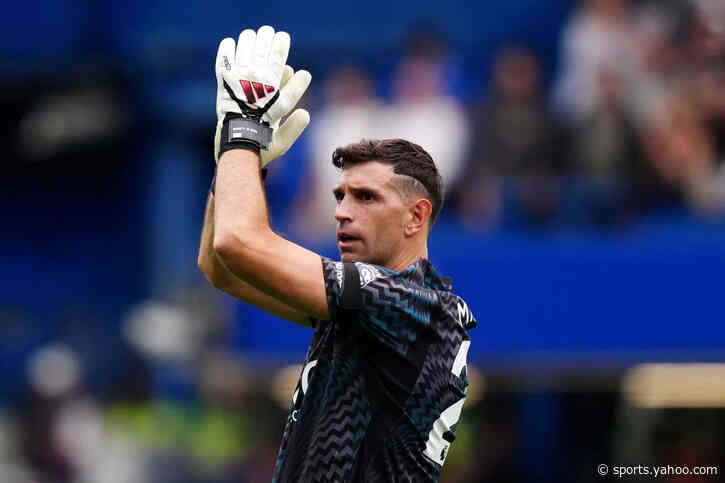 Emi Martinez makes unique gesture to Chelsea fans after changing squad number