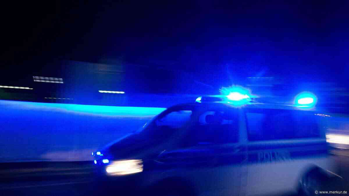 Unbekannter rammt BMW auf Parkplatz – 6000 Euro Schaden