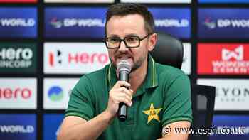 Hesson keeps his head down as Pakistan try to pick up the pieces