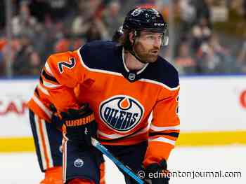 Stan Bowman first shafts Edmonton Oilers, then saves them, making history repeat with critical trades