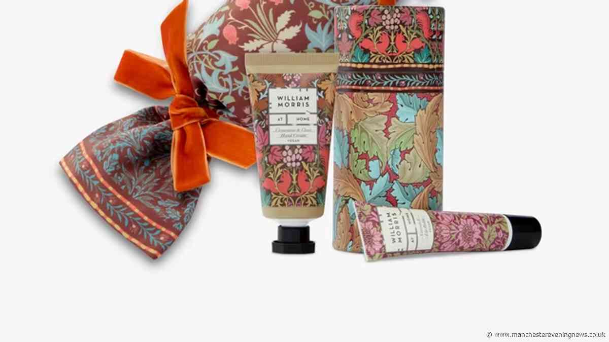John Lewis shoppers snap up 'luxury' £2.83 William Morris mature beauty crackers in online-only offer