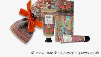John Lewis shoppers snap up 'luxury' £2.83 William Morris mature beauty crackers in online-only offer