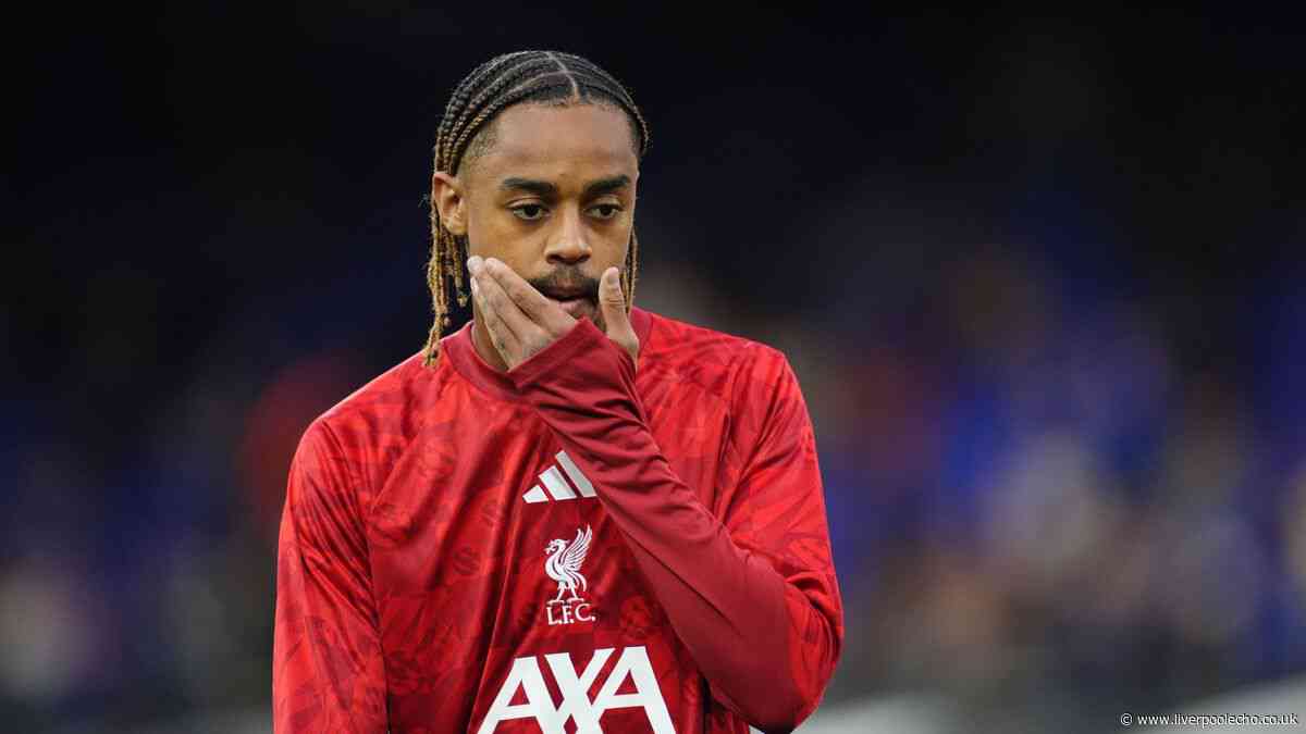 Jamie Carragher fires Bradley Barcola warning over Liverpool team-mate 'on fire'