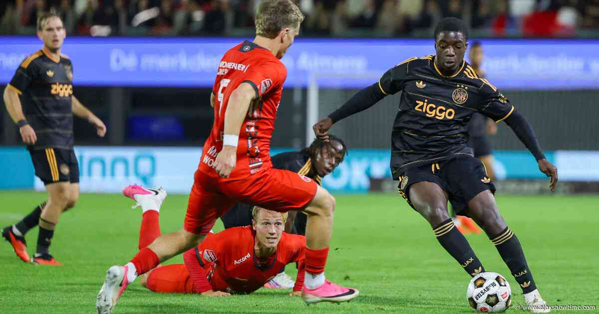 Jong Ajax boekt knappe overwinning op Almere City en breidt ongeslagen reeks uit