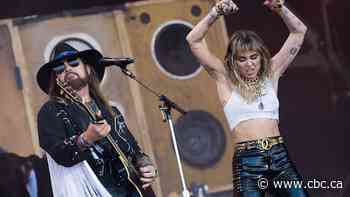Billy Ray Cyrus reacts to Miley changing her stage name
