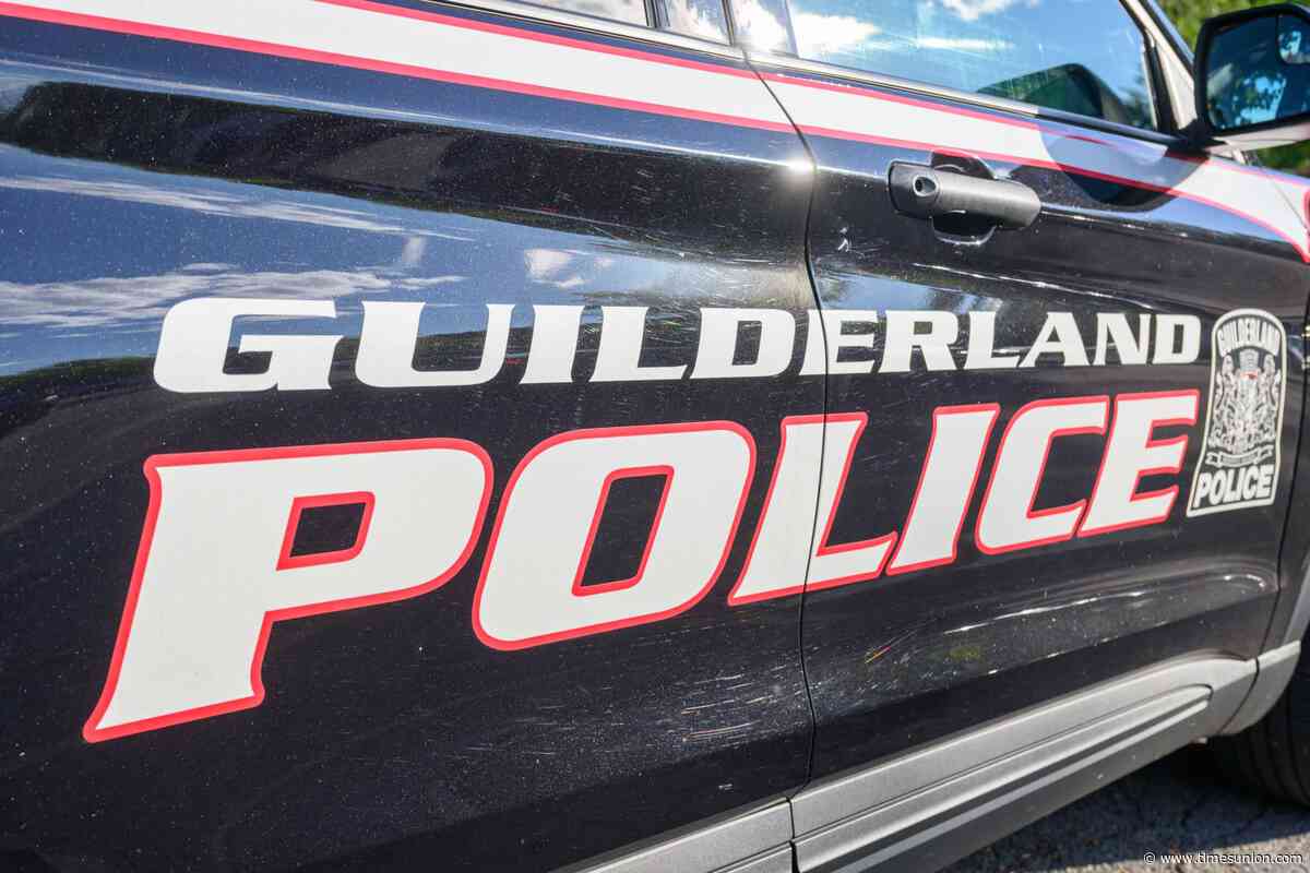Crash on Western Avenue in Guilderland prompts lane closures
