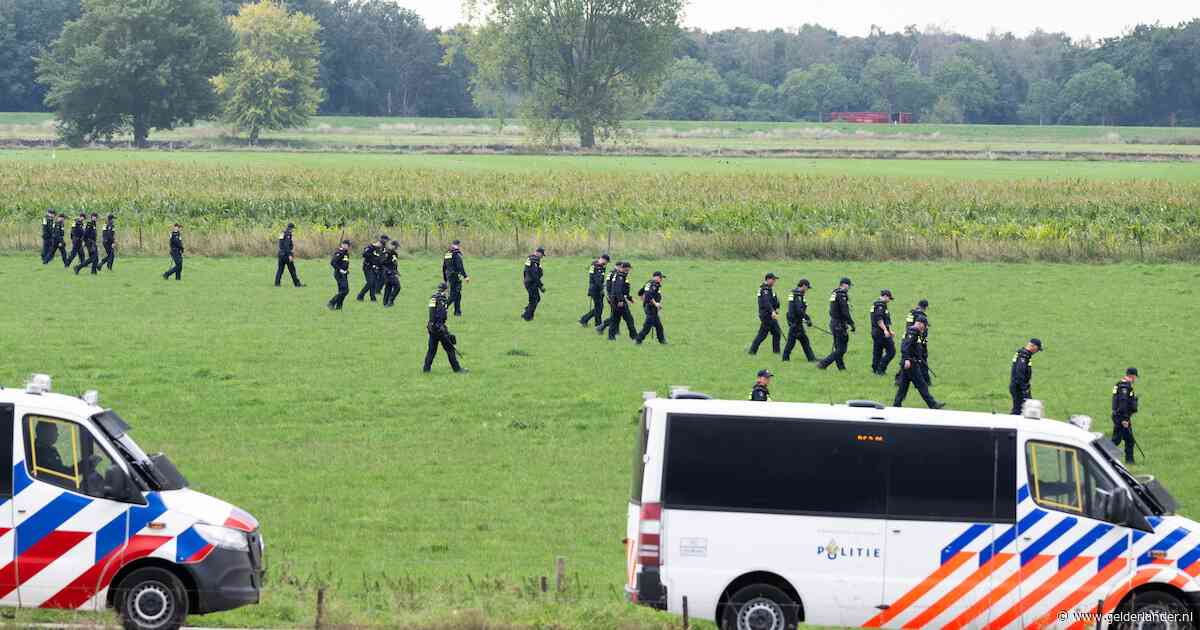 In Overasselt gewond geraakte agent weer thuis, andere agent van ic af