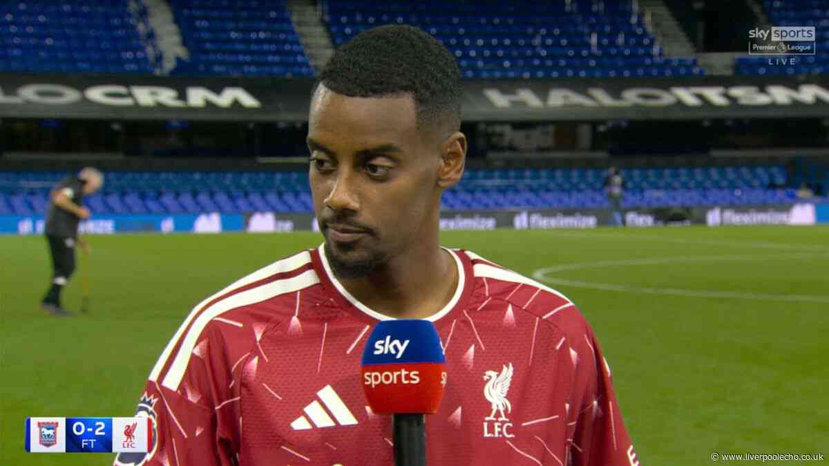Alexander Isak reacts to Liverpool chant as £125m striker finally kickstarts Anfield career