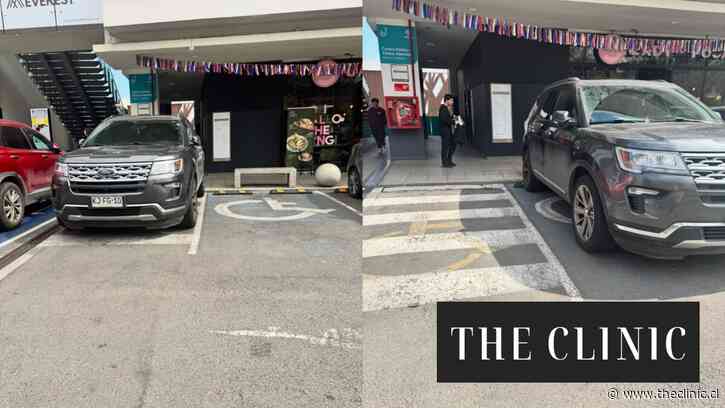 La insólita reacción de conductora que ocupó estacionamiento reservado para personas con discapacidad: “Entonces me estacionaré bien, sobre la silla”