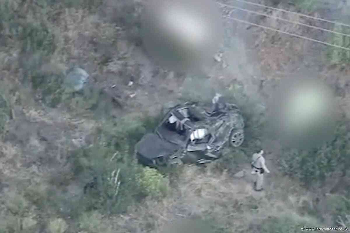 4 killed as car plunges off California mountain road