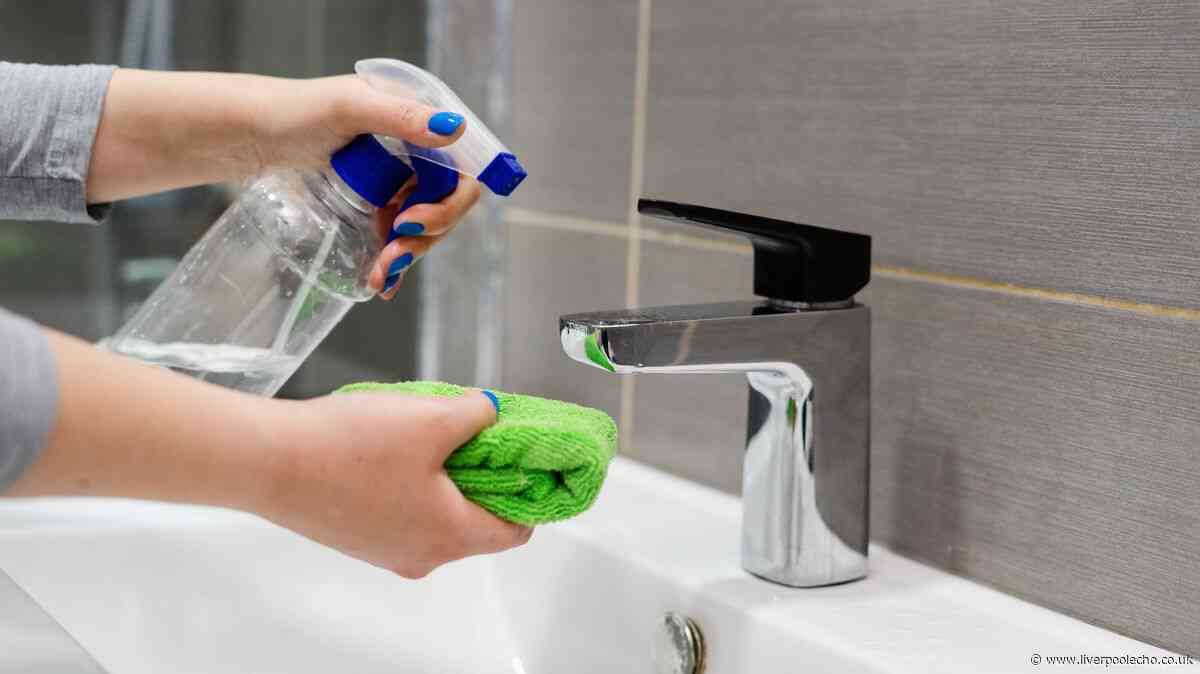 Remove limescale from taps instantly by cleaning them with 1 ingredient — not vinegar