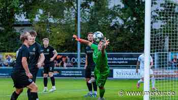 FC Schwaig gleicht nach 0:2 gegen Ismaning in Überzahl per Elfmeter aus