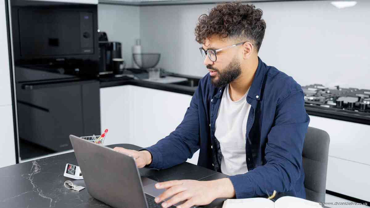 'Genuinely dangerous' warning for students as cash could be taken from accounts