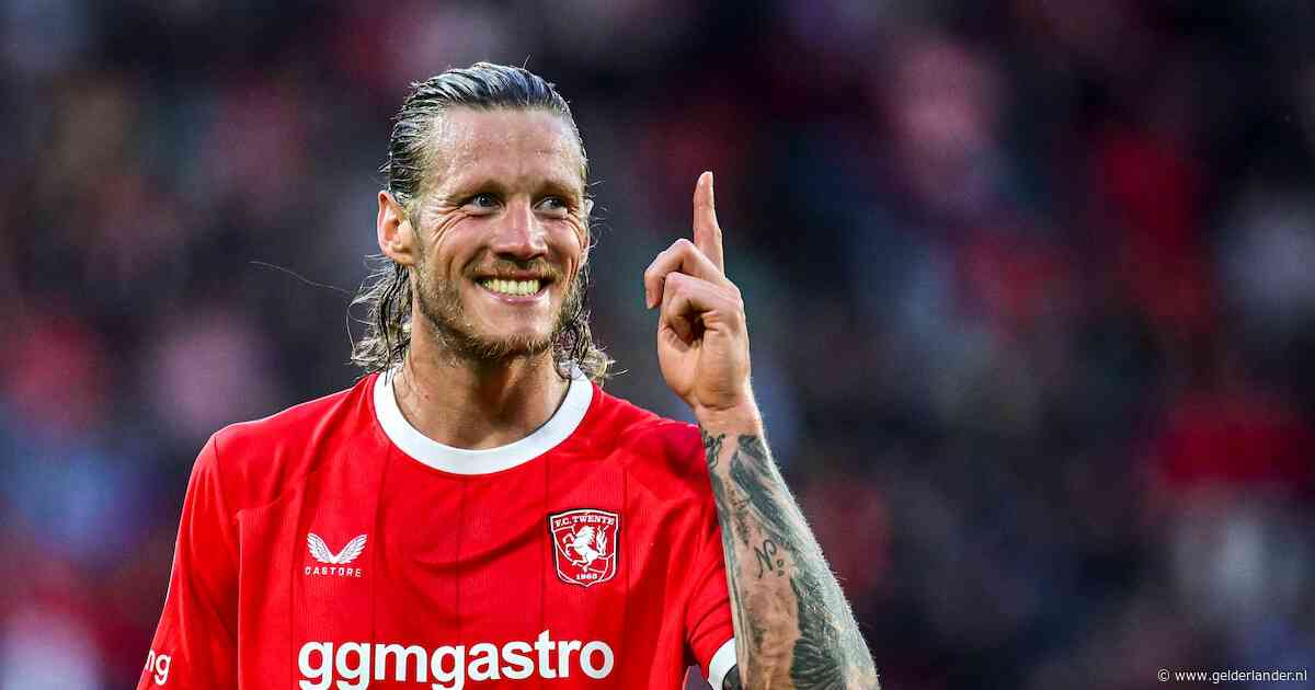 ‘Braafste jongetje van de klas’ Wout Weghorst smeert tegenstander net zo makkelijk gele kaart aan