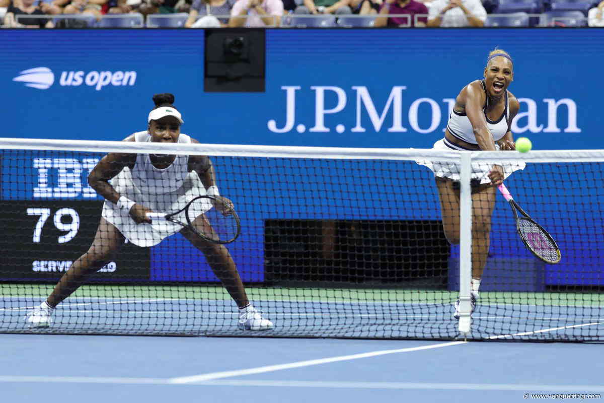 Serena, Venus Williams fall in thrilling return to US Open doubles
